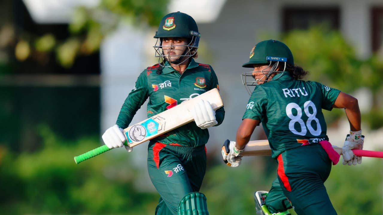 শ্রীলঙ্কার বিপক্ষে বড় জয় পেলো বাংলাদেশের মেয়েরা